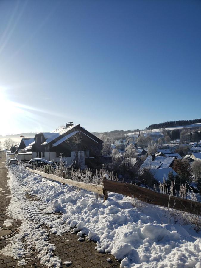 Sonnen Panorama - Abenteurer Und Weltentdecker Winterberg Exterior photo
